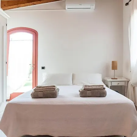 La Cesa For Max 8 Persons Villa