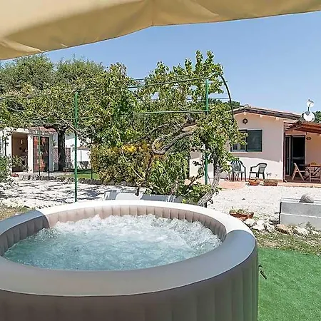 La Cesa For Max 8 Persons Villa