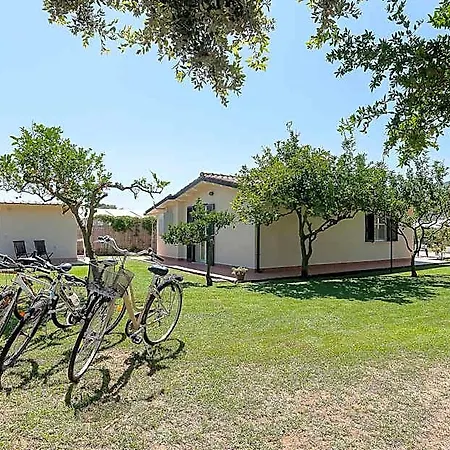 La Cesa For Max 8 Persons Villa *